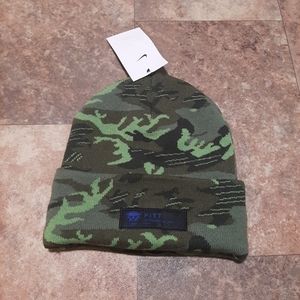New. Nike Pitt Panthers Camo Military Beanie.